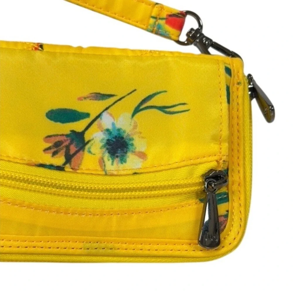lug vibrant yellow